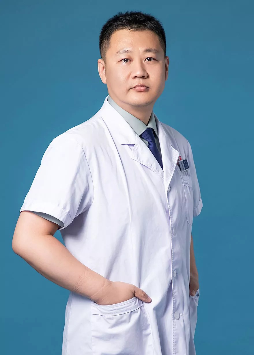 周斌